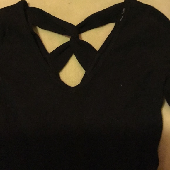GUESS 3/4 length sleeve black knit crisscross back - Picture 3 of 4